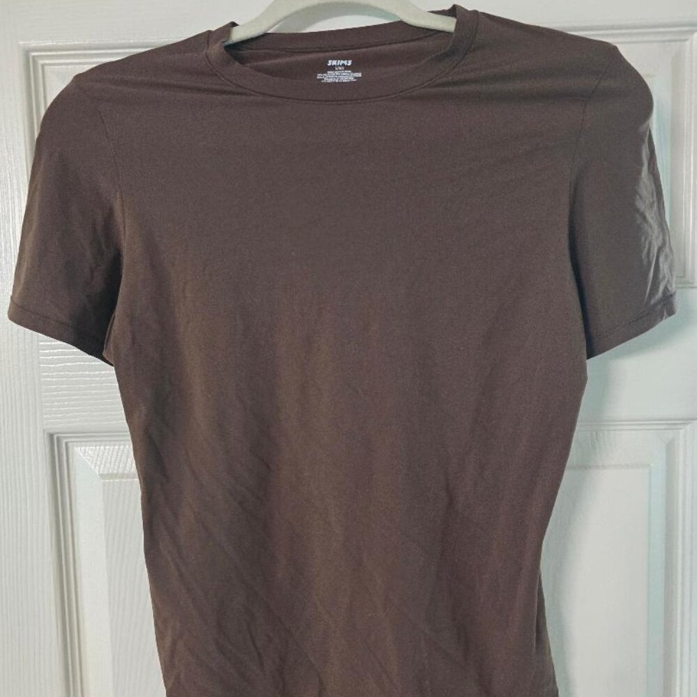 Skims Fits Everybody T-Shirt Cocoa Sz L NWOT